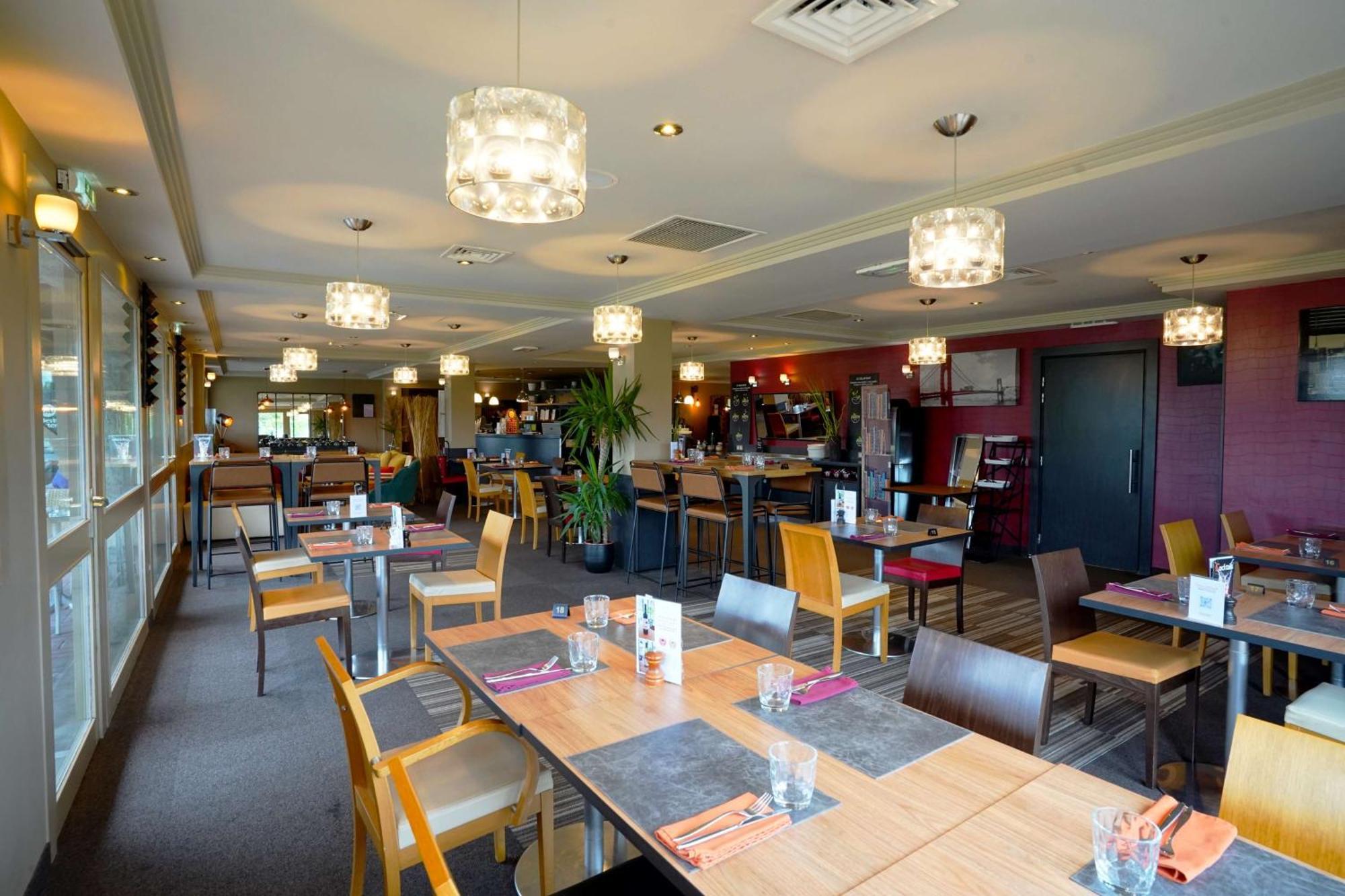 Best Western L'Atelier 117 Maubeuge Exterior foto
